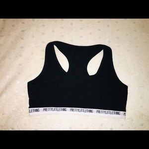 PrettyLittleThing Sports Bra ♥︎